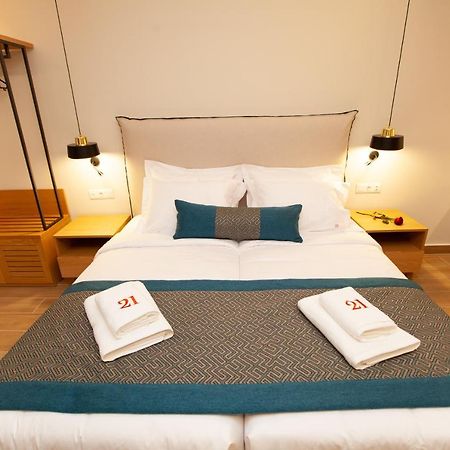 No21 Luxury Suites เทสซาโลนิกิ ภายนอก รูปภาพ